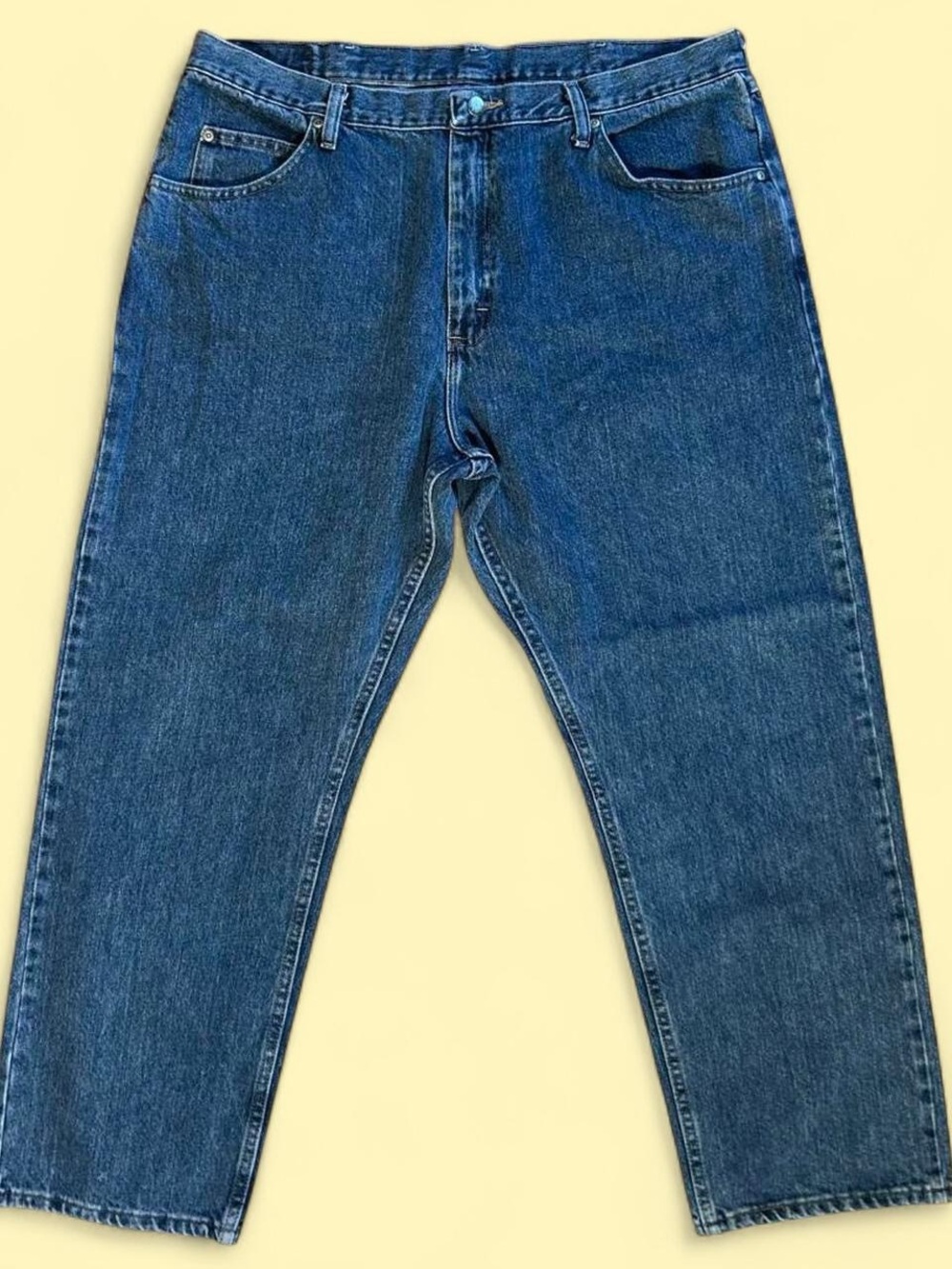 Wrangler Men’s Relaxed Straight-Leg Jeans